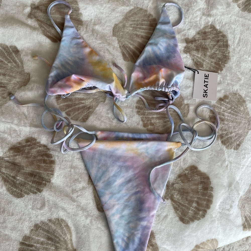 Skatie Tie-Dye Bikini set